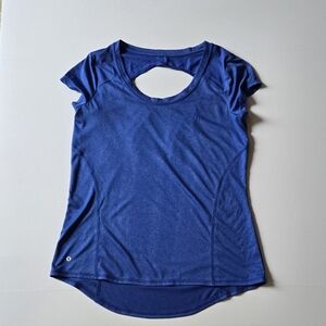 Xersion Women's Blue Athletic Workout Top Size D Moisture‎ Wicking